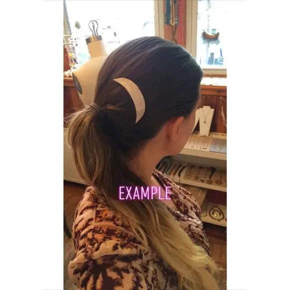 Artisan Handmade Leather Crescent Moon Celestial hair comb- Beige cobblestone - Picture 6 of 7